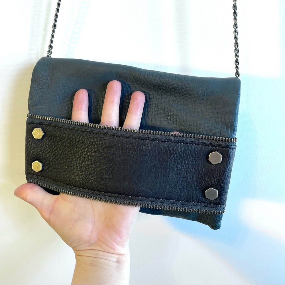 Chain Strap Purse - Picture 4 of 9